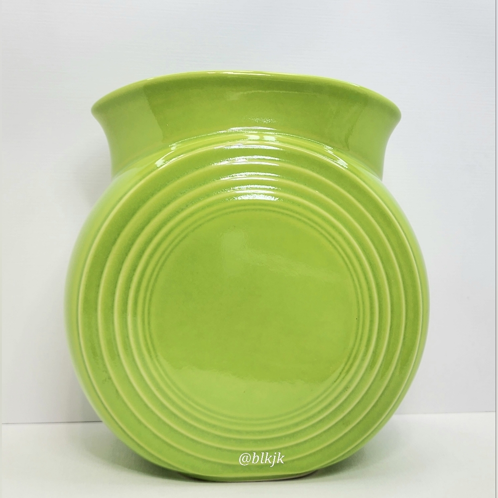 Vintage Fiestaware Millennium II Disc Vase *Charteuse* EUC
